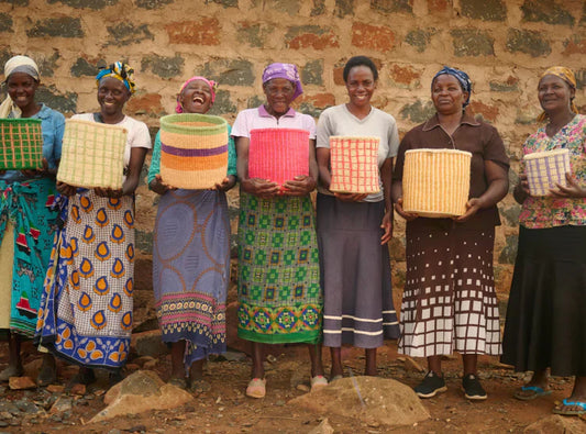 Van vezel tot vlechtwerk: het verhaal achter onze Keniaanse manden