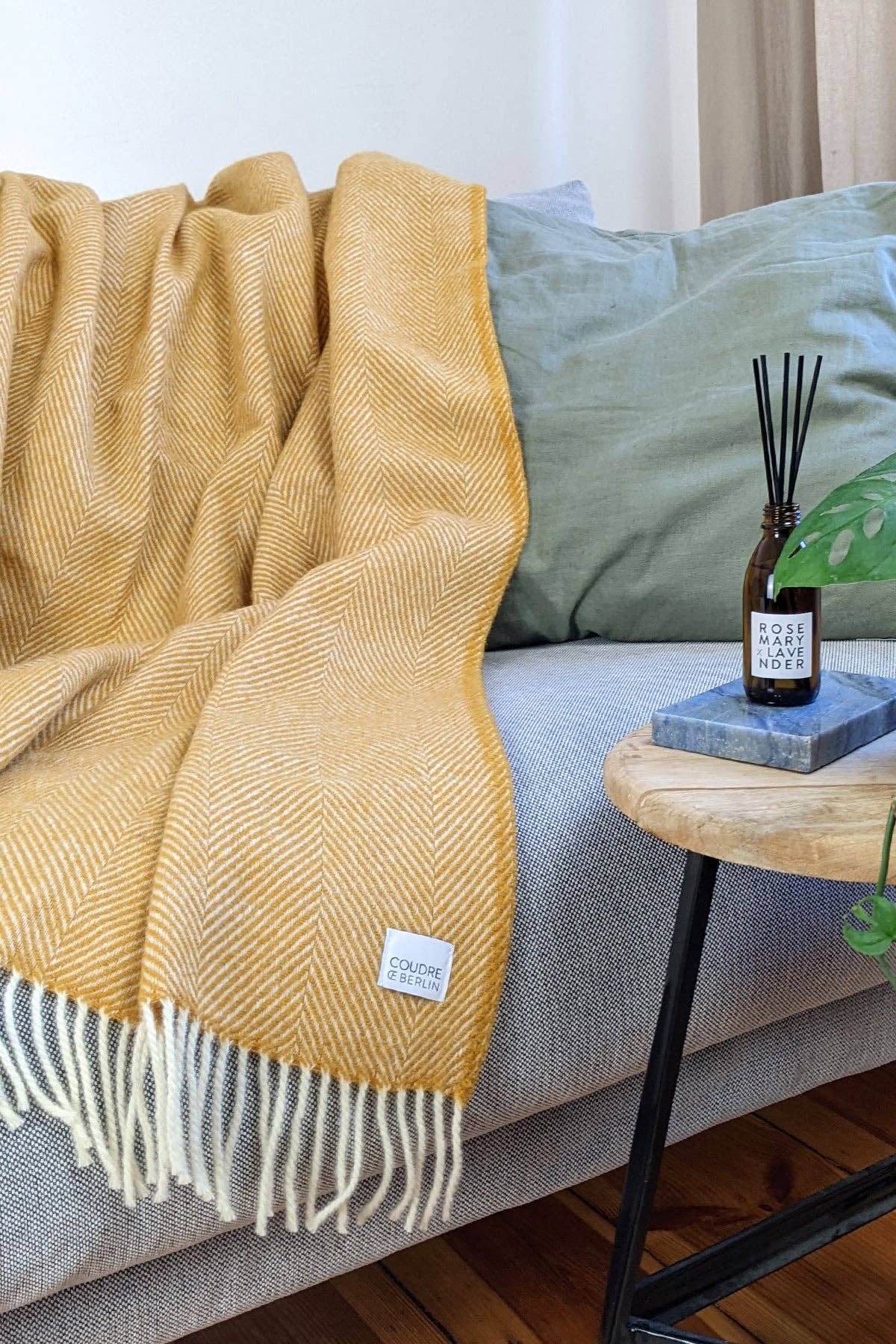 Amber Herringbone wollen plaid 