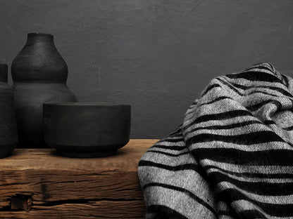 Plaid Flo Black & White