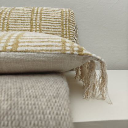 Guama Fringe kussens en plaid (set van 3)