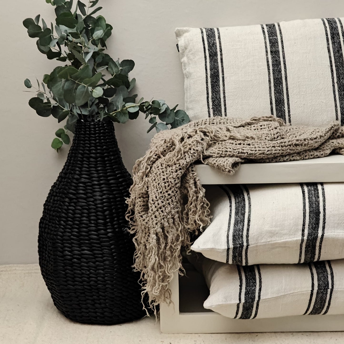 Hampi Rustic Linen Plaid