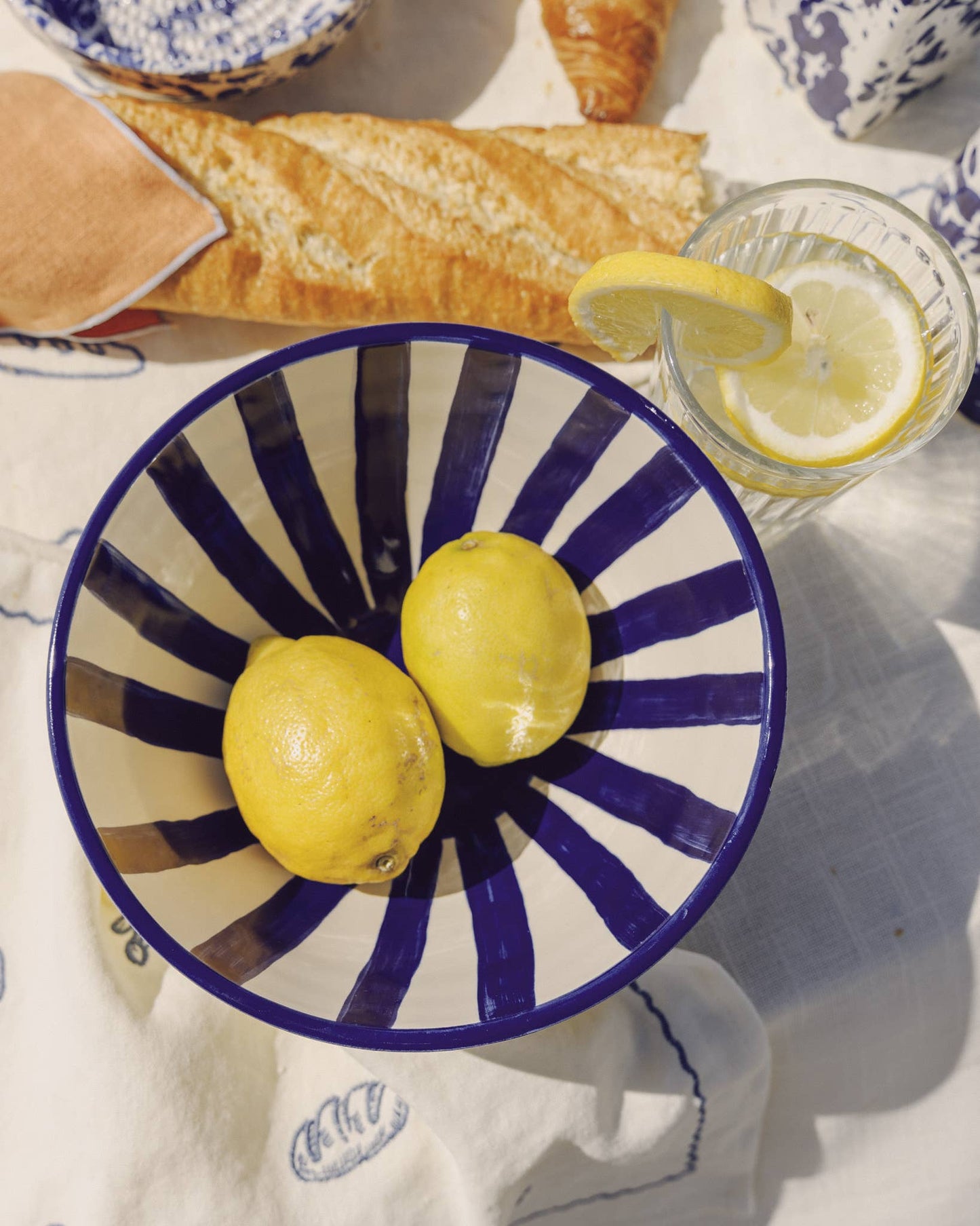 Ambachtelijke saladekommen